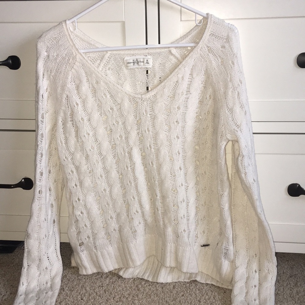 Abercrombie & Fitch White Sweater